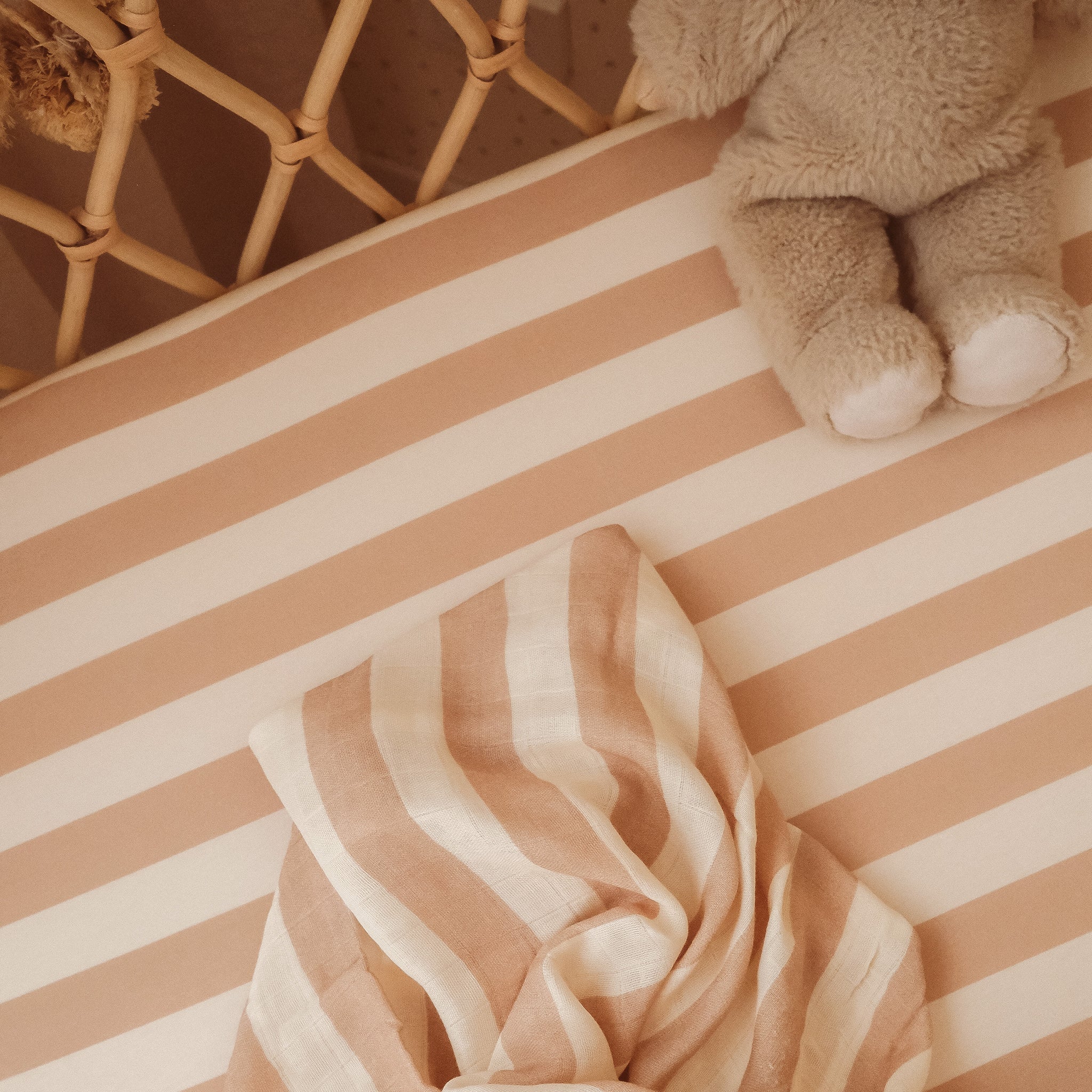 Bassinet | Fitted Sheet/Change Pad Cover | Organic - Coffee Stripe - Image 7