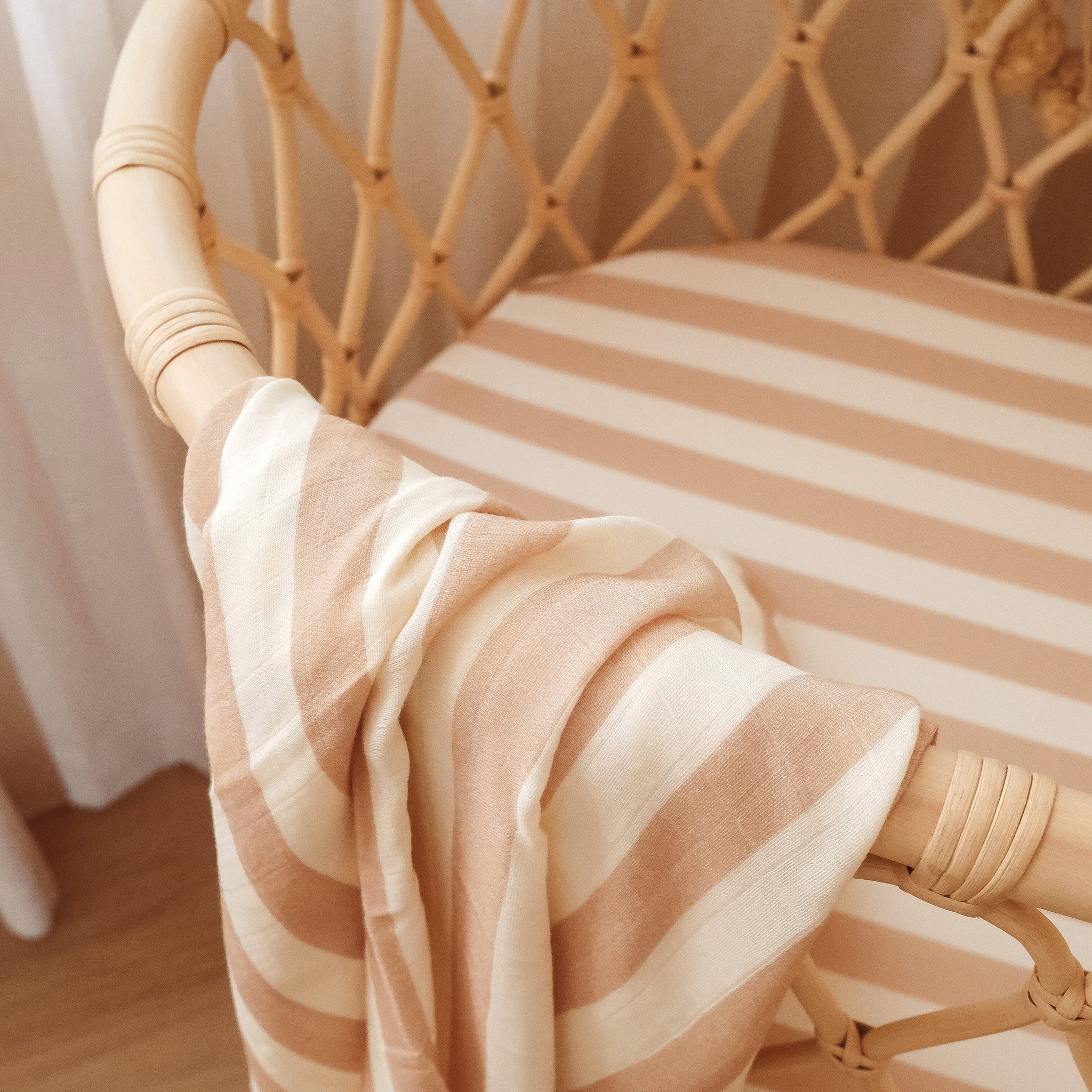Bassinet | Fitted Sheet/Change Pad Cover | Organic - Coffee Stripe - Image 8