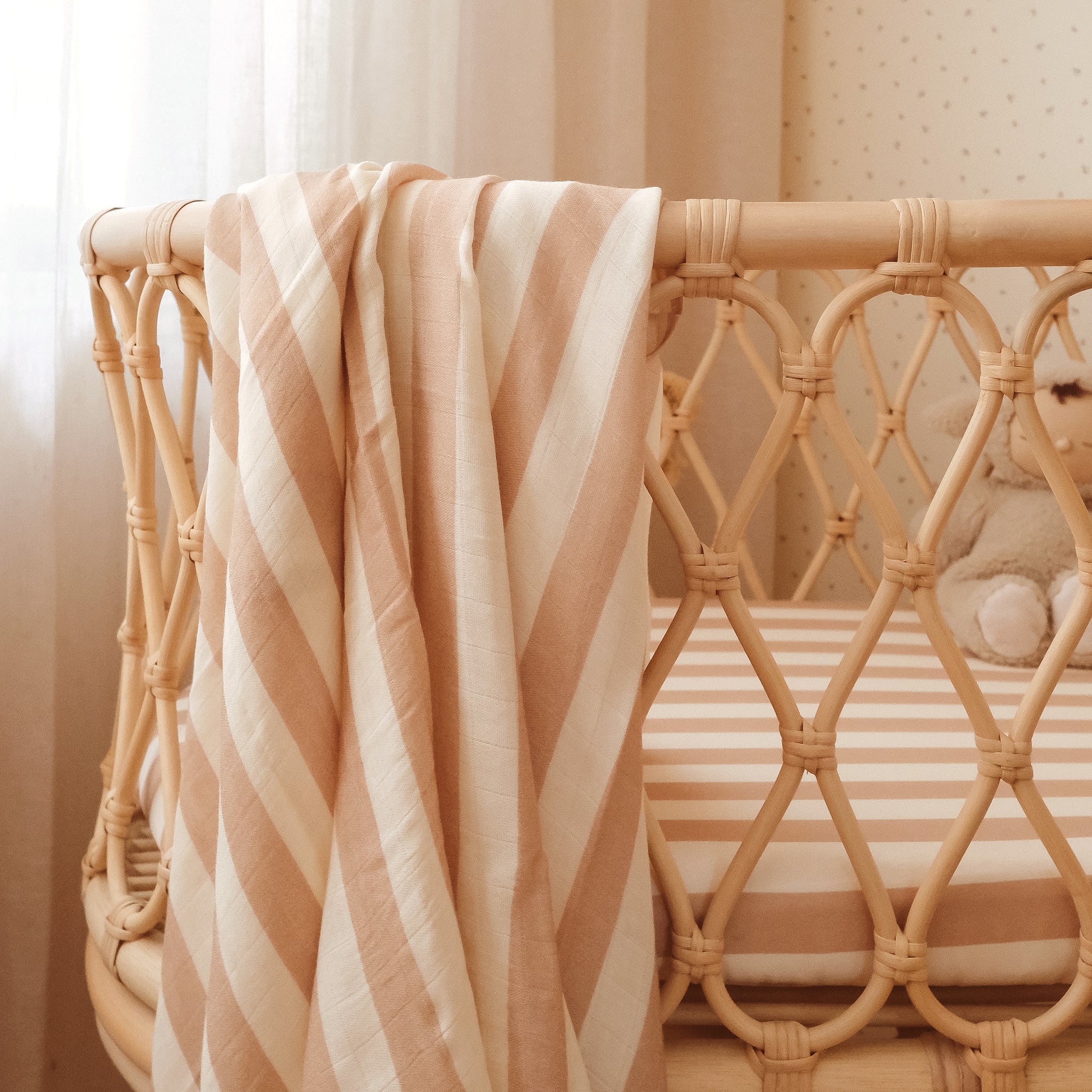 Bassinet | Fitted Sheet/Change Pad Cover | Organic - Coffee Stripe - Image 9