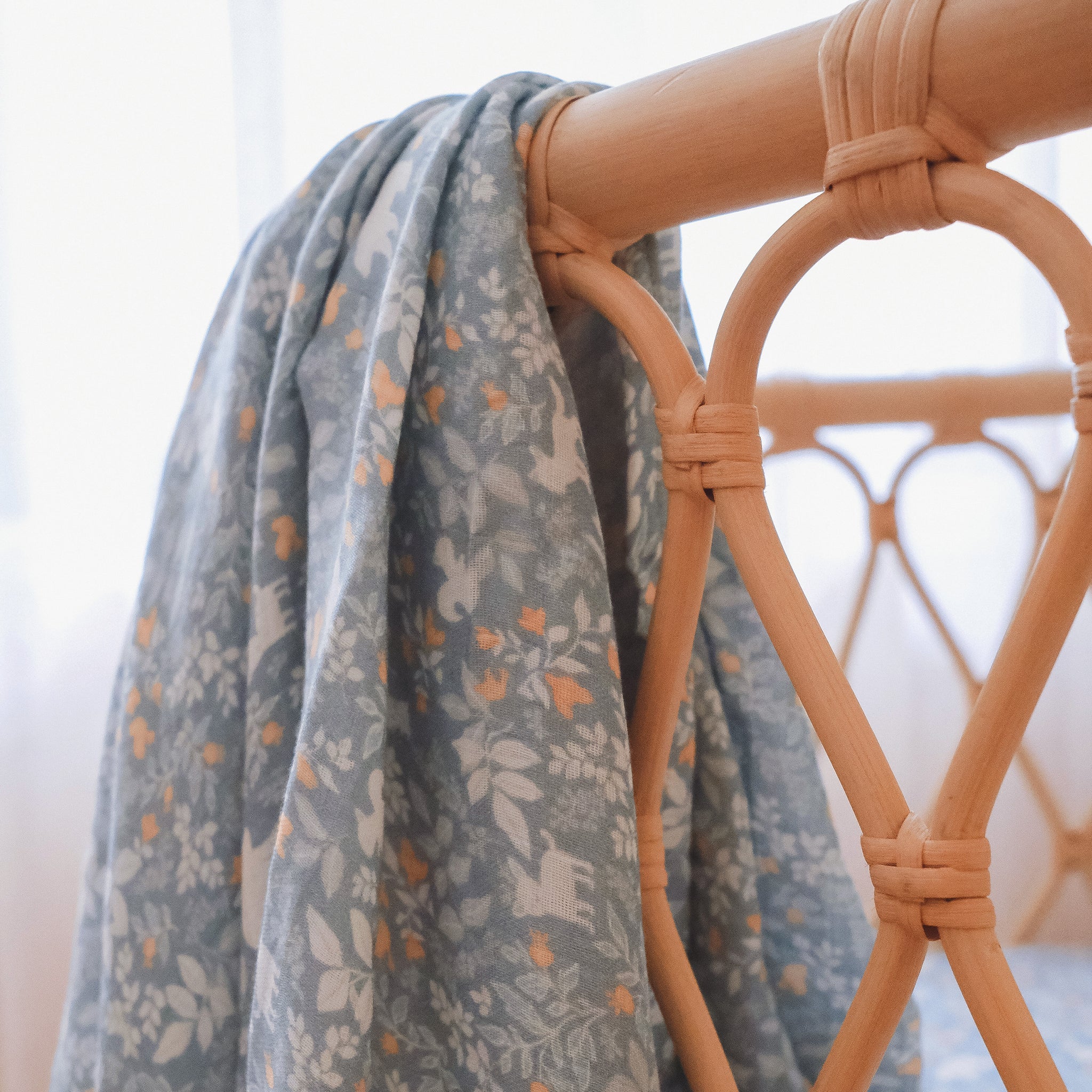 Bassinet | Fitted Sheet/Change Pad Cover | Organic - Forest Friends Cornflower - Image 8