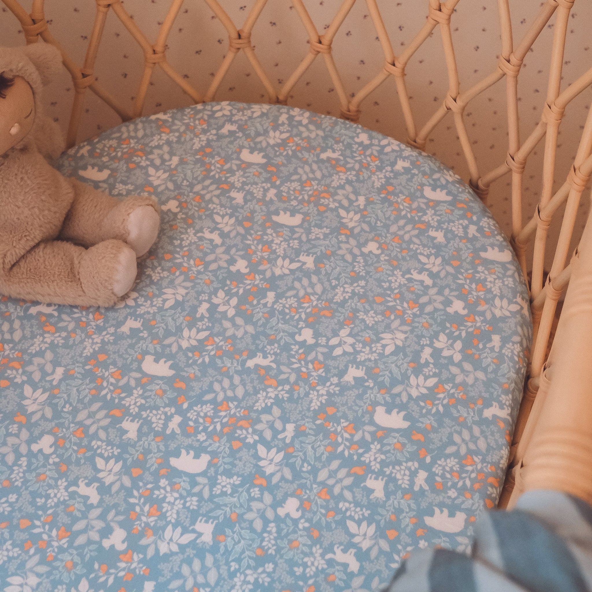 Bassinet | Fitted Sheet/Change Pad Cover | Organic - Forest Friends Cornflower - Image 9