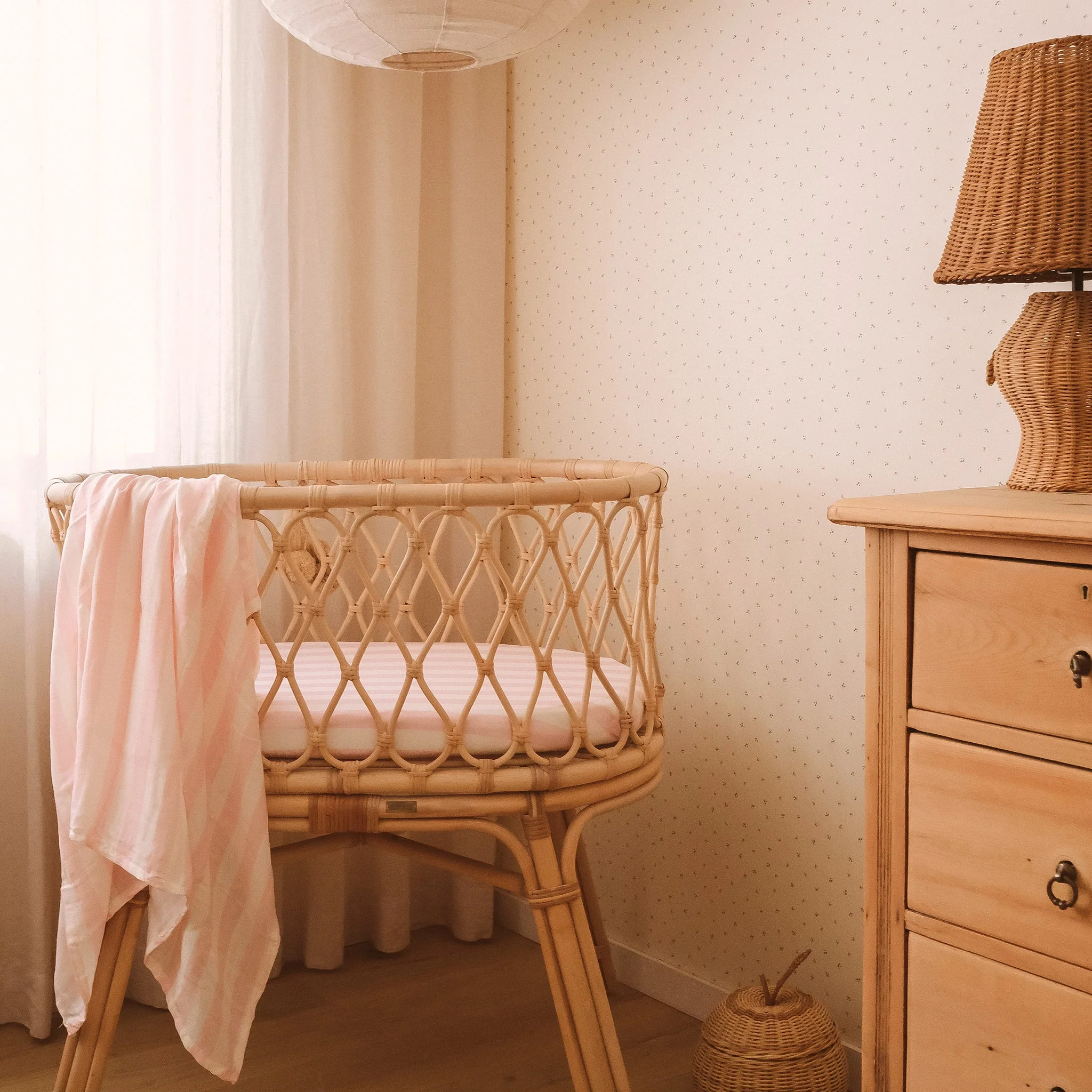 Bassinet | Fitted Sheet/Change Pad Cover | Organic - Petal Stripe - Image 6