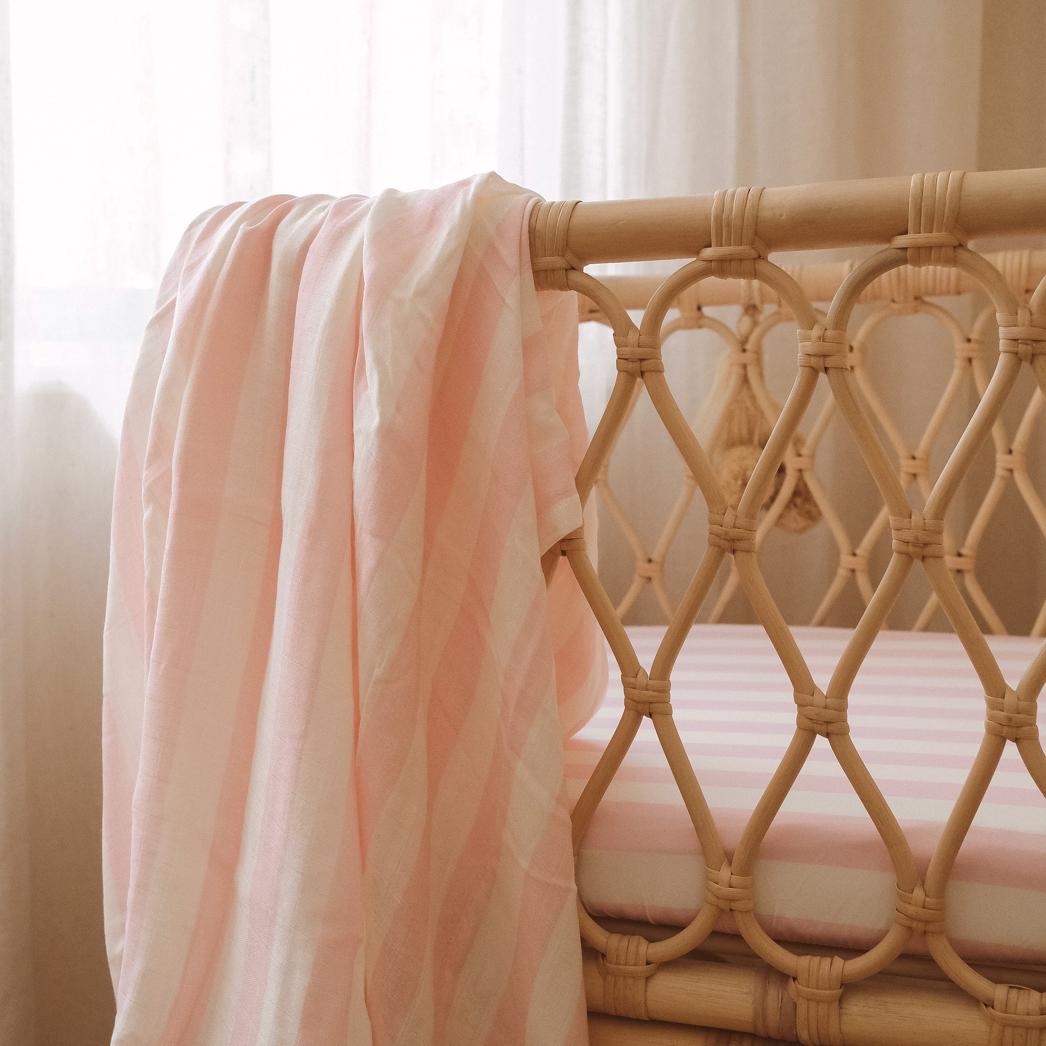Bassinet | Fitted Sheet/Change Pad Cover | Organic - Petal Stripe - Image 8