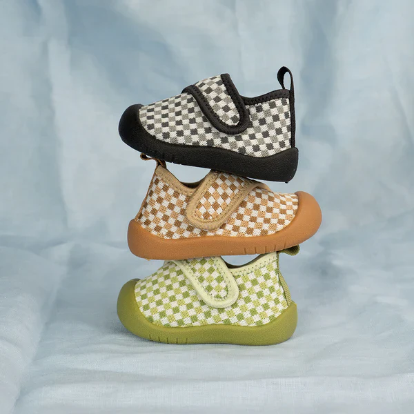 Shoes | Duckies Velcro - Pepper Checker - Image 11