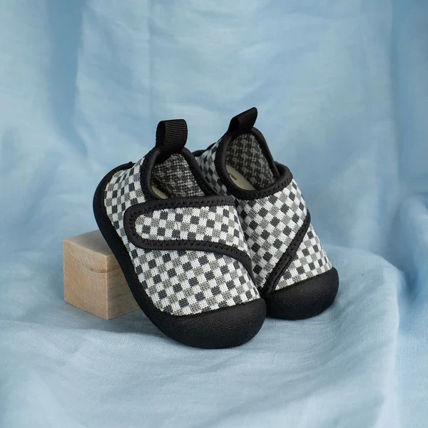 Shoes | Duckies Velcro - Pepper Checker - Image 5